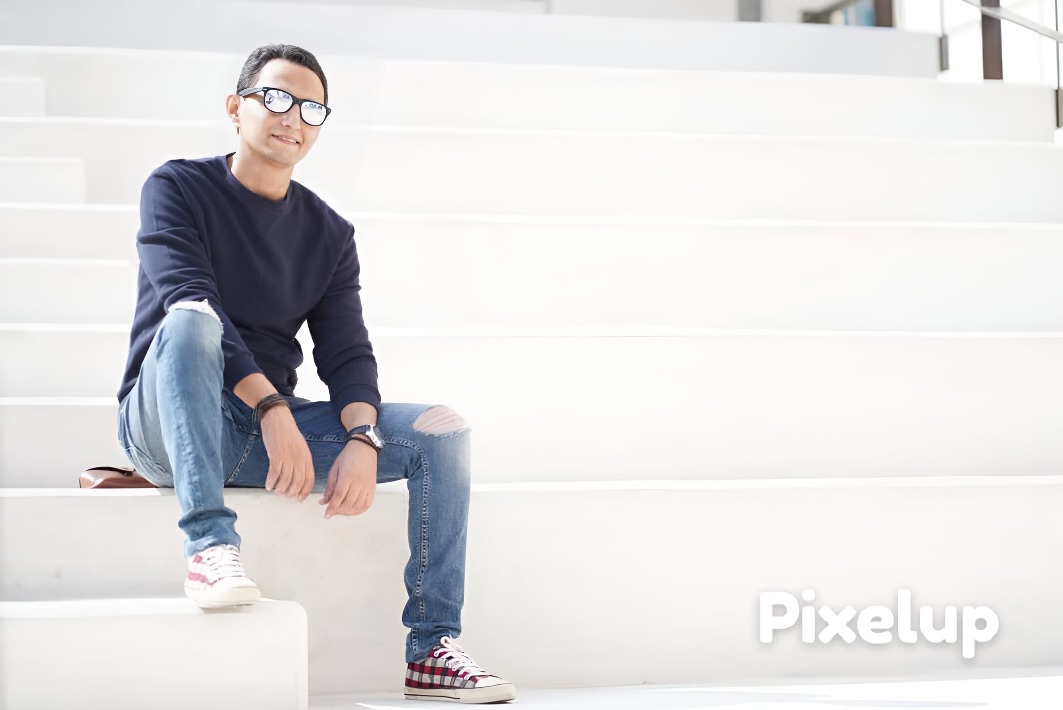 pixelup_1684439388818