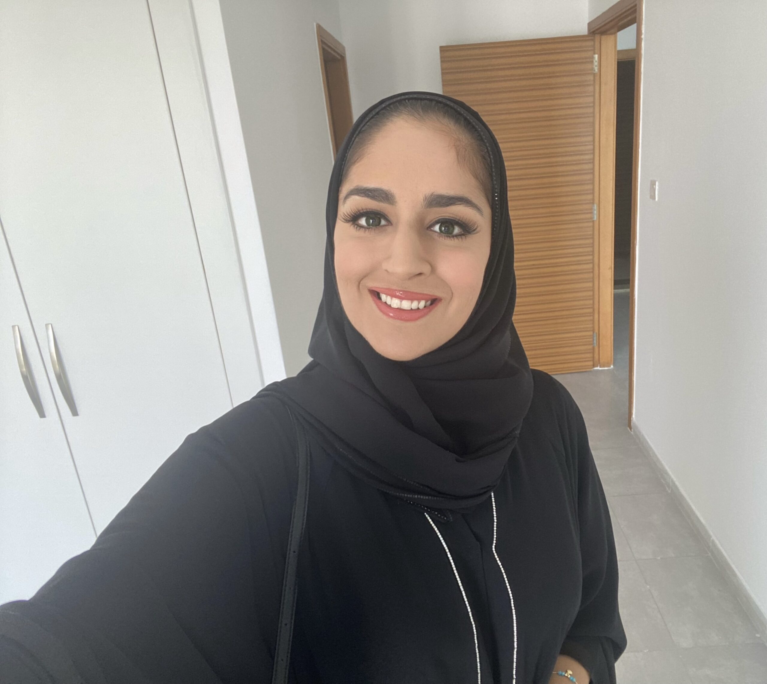 Facetune_26-02-2024-03-48-38