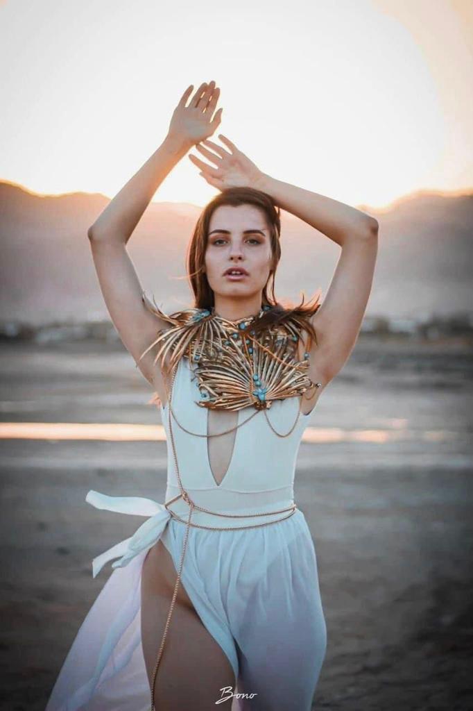 E922DC71-6E40-42BB-A567-193176F1810B