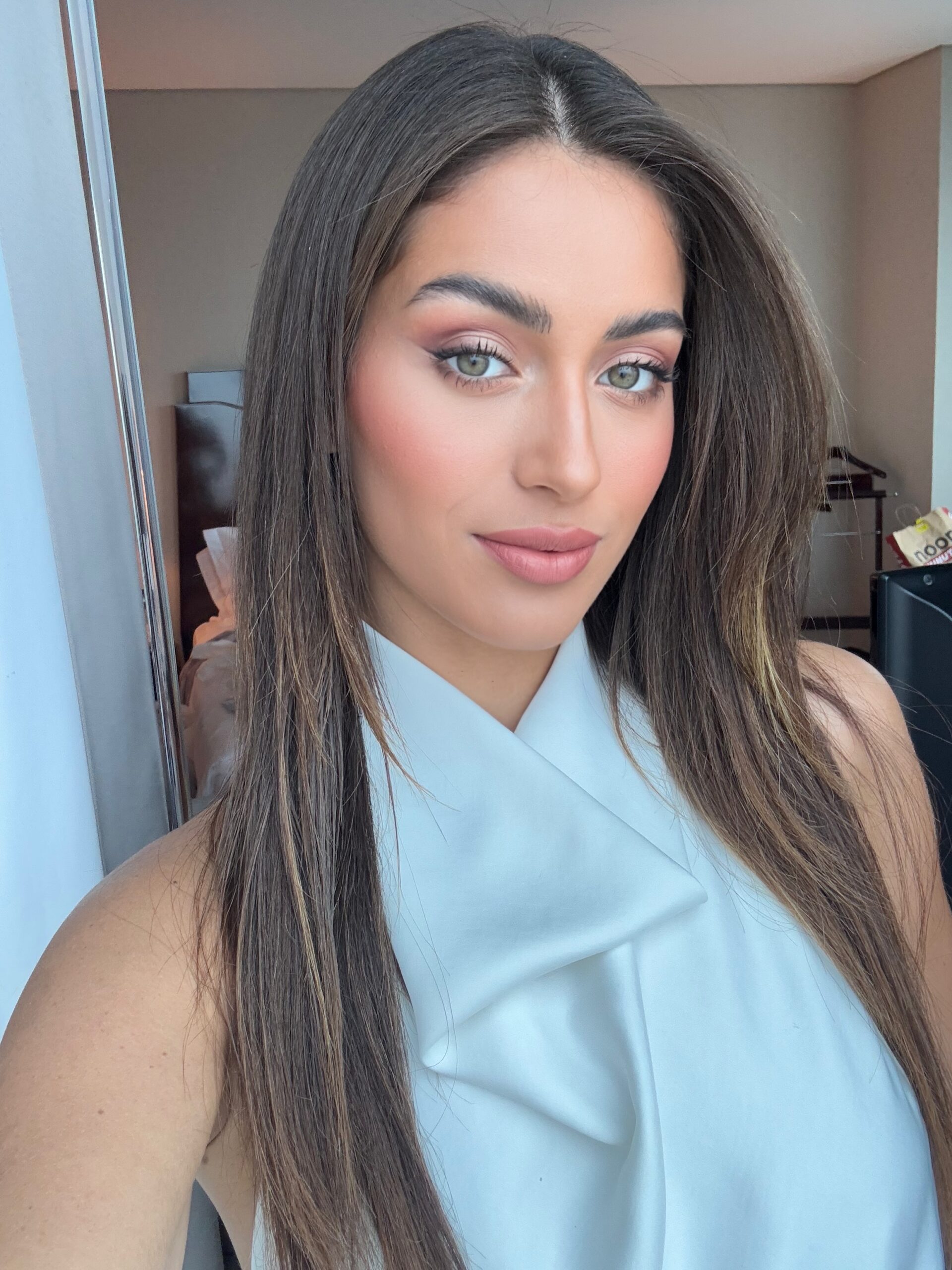Facetune_24-02-2025-13-40-41