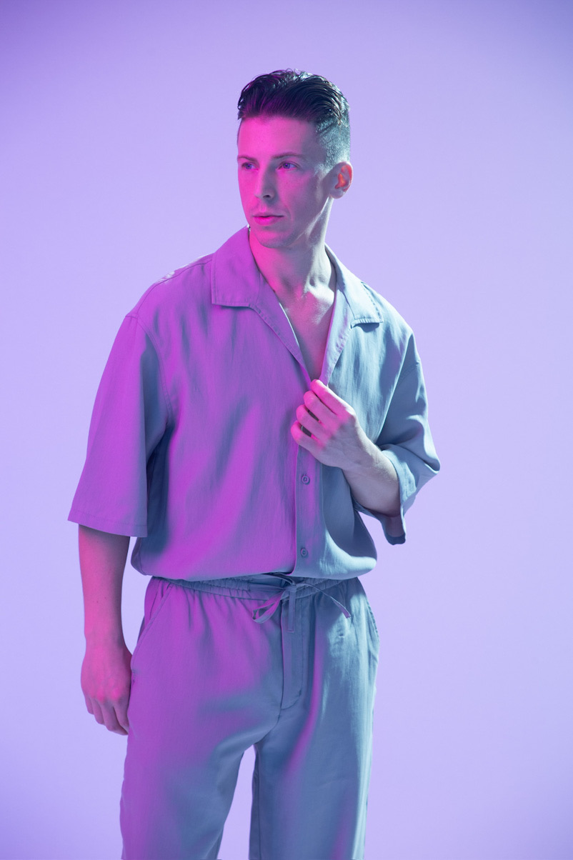 F6D26E0F-D3A0-438B-A4AF-3D990842ED03